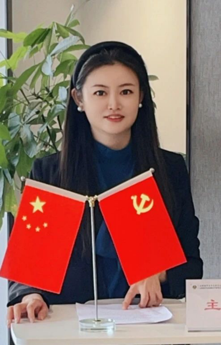 《民营经济促进法》与优化营商环境研讨交流沙龙在四川天投律所举行 图5
